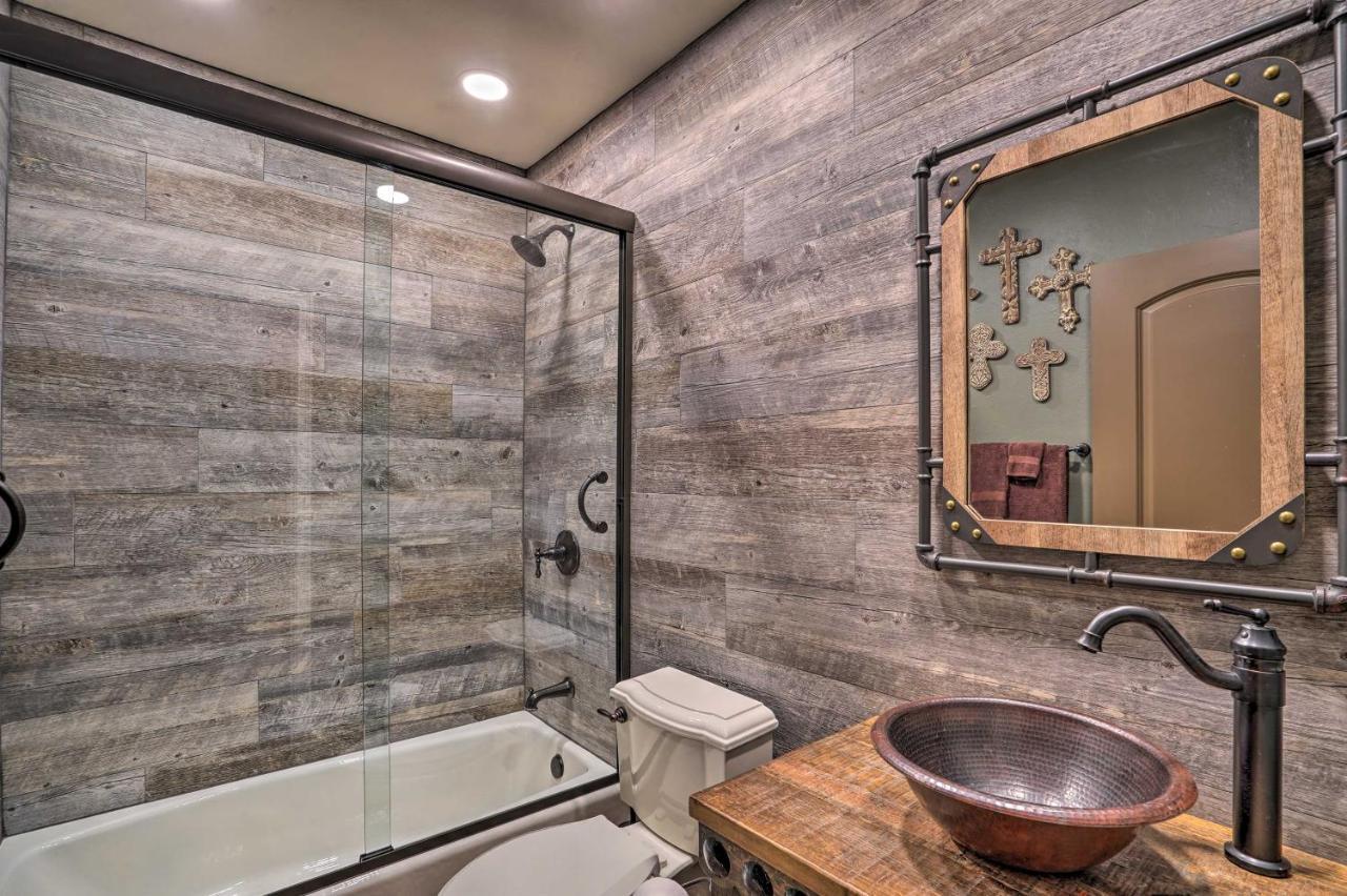 Chic Fort Myers Escape With Community Perks! Eksteriør bilde